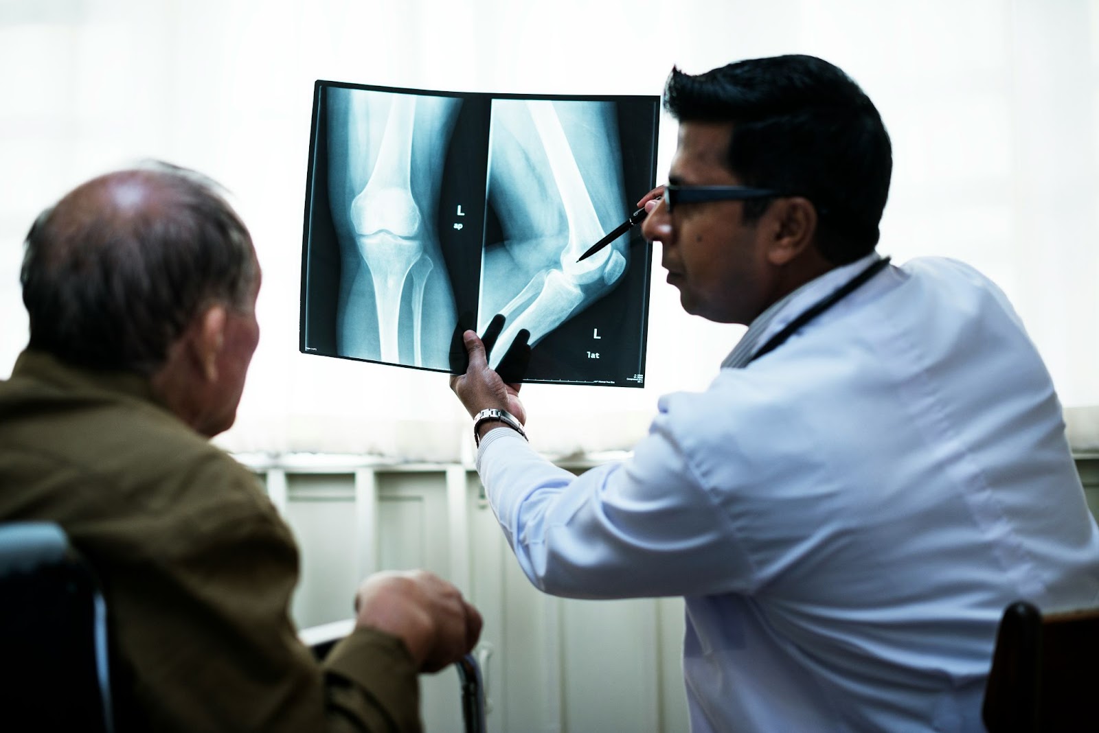 Research Milestones in Minimally Invasive Orthopedic Therapies - Dr. Michael Gaudiani